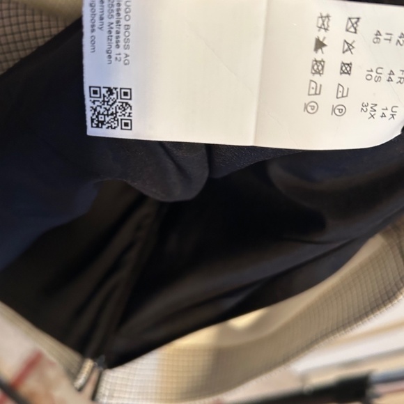 Hugo Boss Front and Back Zippered Plaid Pencil Skirt - Picture 12 of 13